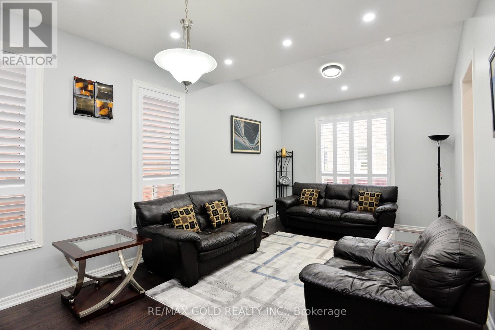 44 Pergola Way, Brampton, Ontario  L6Y 5M6 - Photo 13 - W13809862