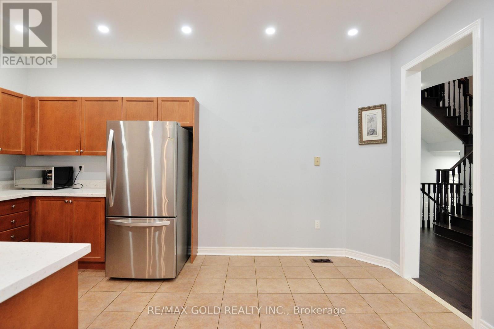44 Pergola Way, Brampton, Ontario  L6Y 5M6 - Photo 18 - W13809862