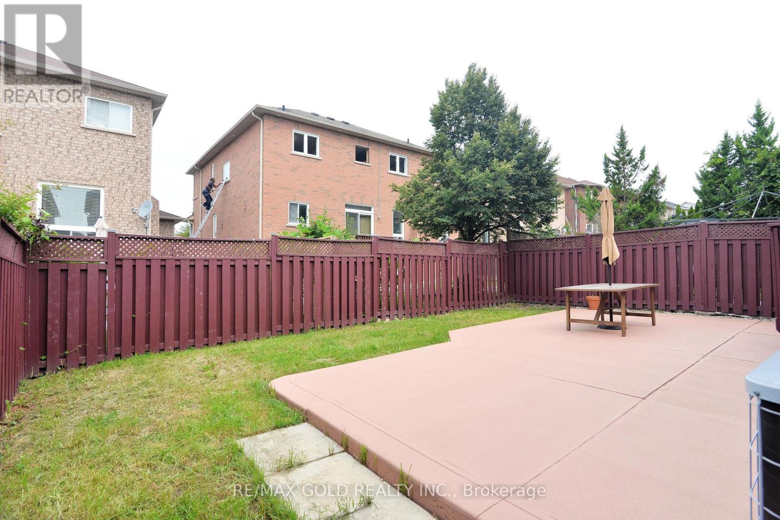 44 Pergola Way, Brampton, Ontario  L6Y 5M6 - Photo 40 - W13809862