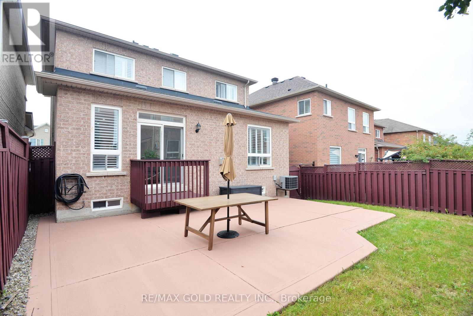 44 Pergola Way, Brampton, Ontario  L6Y 5M6 - Photo 42 - W13809862
