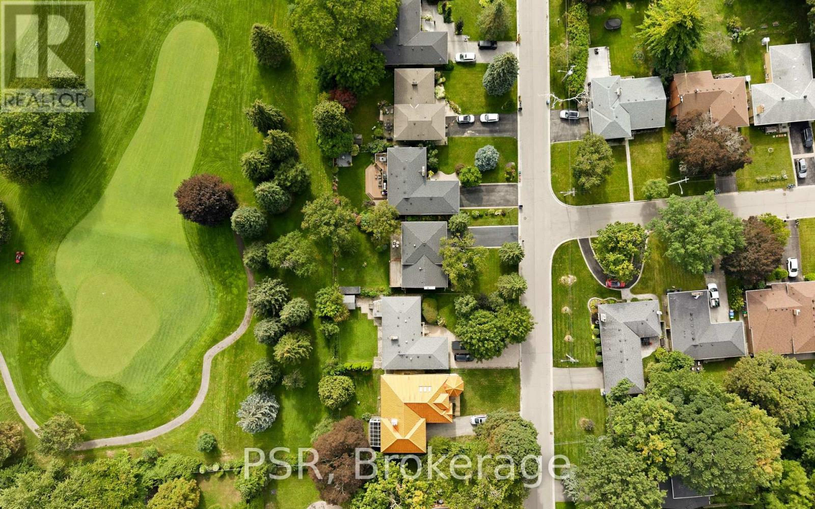 1475 Larchview Trail, Mississauga, Ontario  L5E 3C2 - Photo 2 - W13809878