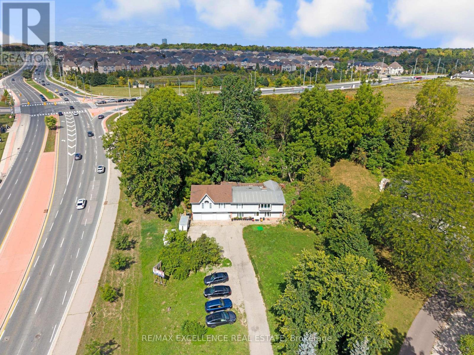 8951 Mississauga Road, Brampton, Ontario  L6Y 0C2 - Photo 2 - W13809882