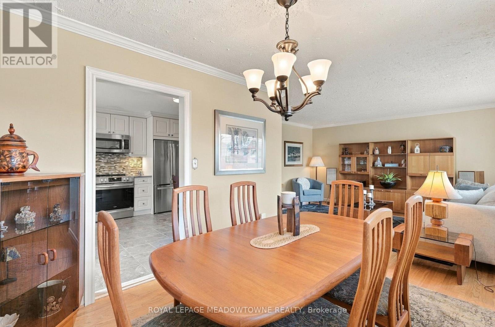 100 Lexington Avenue, Toronto, Ontario  M9V 2G8 - Photo 14 - W13809916