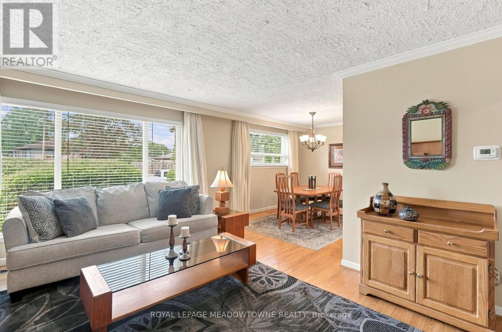 100 Lexington Avenue, Toronto, Ontario  M9V 2G8 - Photo 16 - W13809916