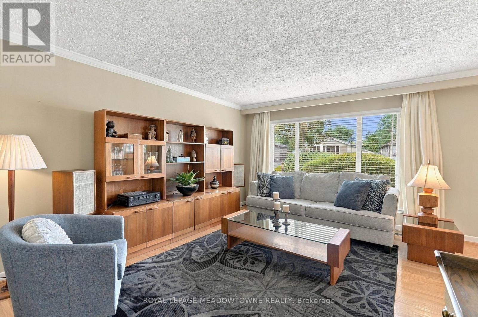 100 Lexington Avenue, Toronto, Ontario  M9V 2G8 - Photo 17 - W13809916