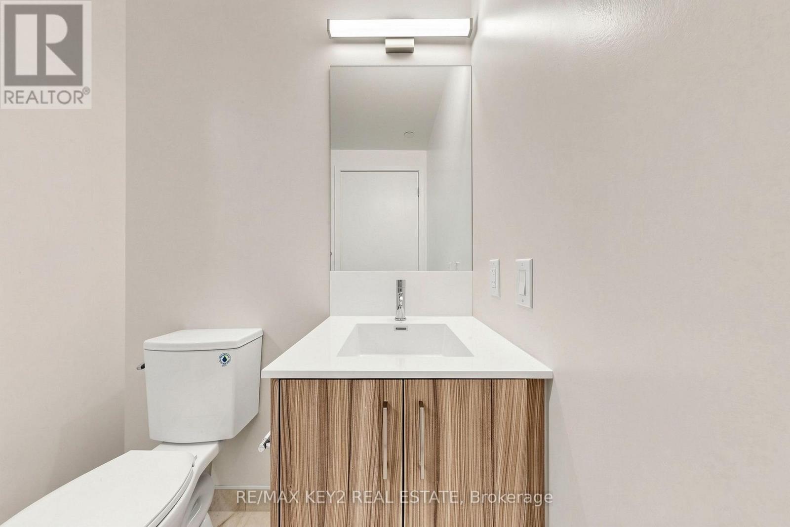 2104 - 4010 Eglinton Avenue W, Toronto, Ontario  M9A 0G5 - Photo 18 - W13809918
