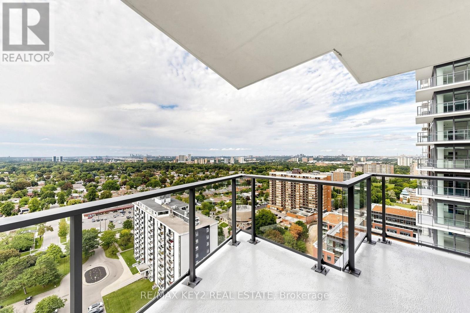 2104 - 4010 Eglinton Avenue W, Toronto, Ontario  M9A 0G5 - Photo 20 - W13809918