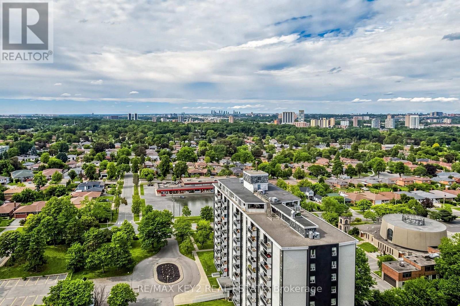 2104 - 4010 Eglinton Avenue W, Toronto, Ontario  M9A 0G5 - Photo 24 - W13809918