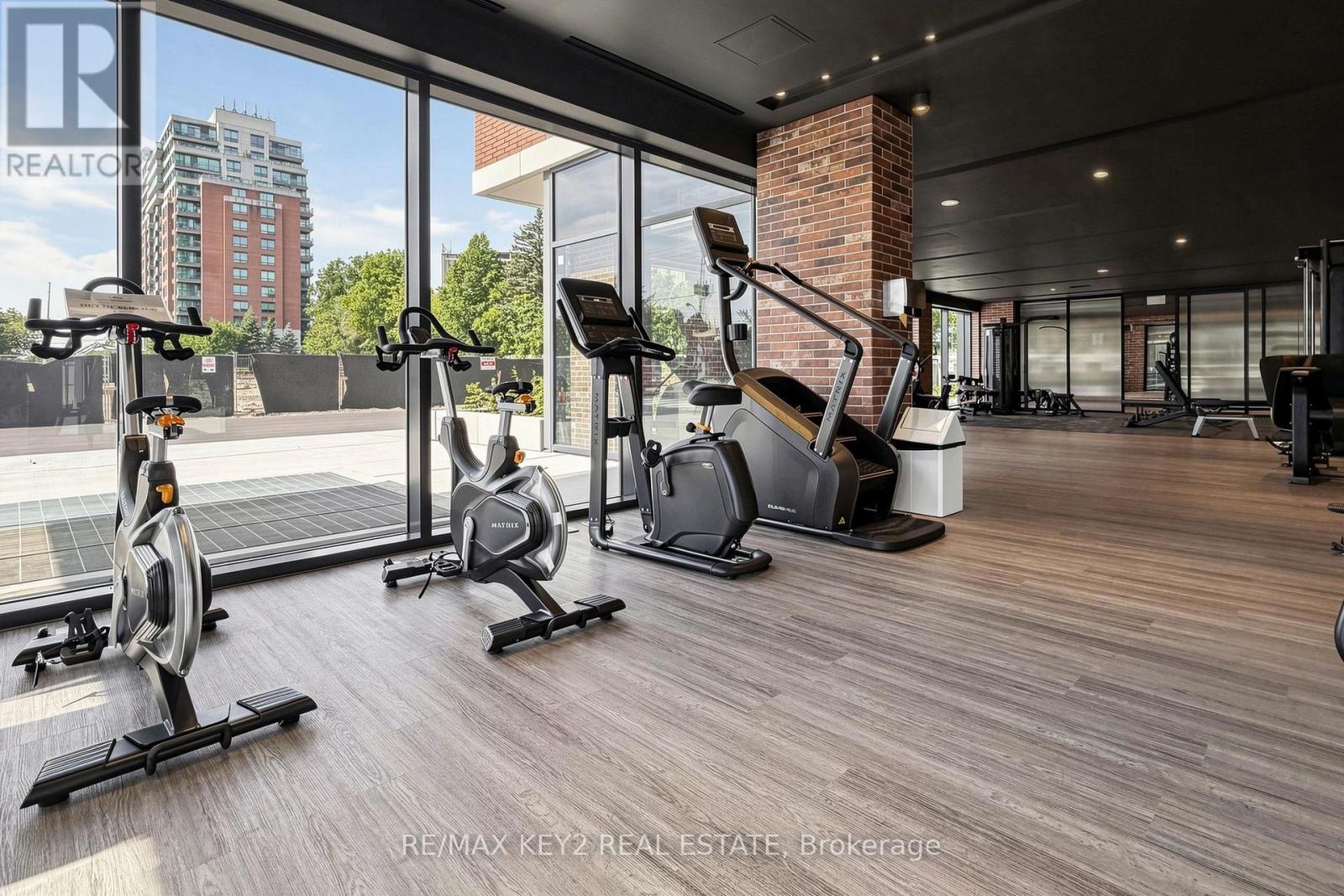 2104 - 4010 Eglinton Avenue W, Toronto, Ontario  M9A 0G5 - Photo 30 - W13809918