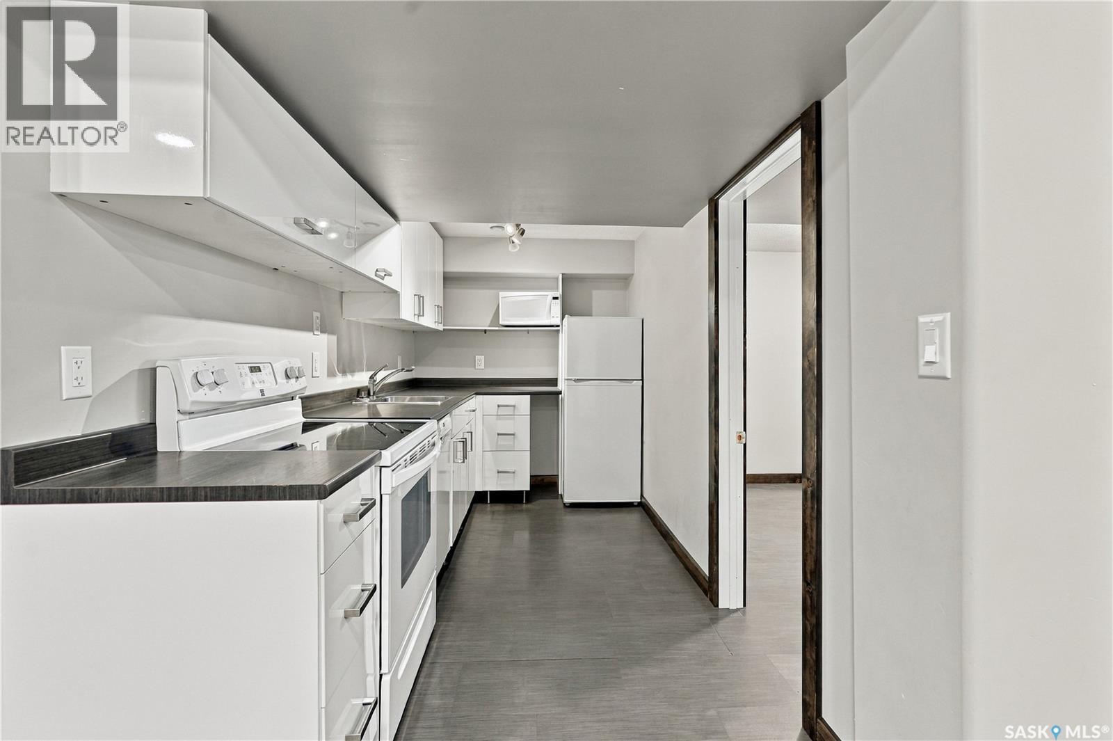 326 Vancouver Avenue N, Saskatoon, Saskatchewan  S7L 3P6 - Photo 33 - SK049017