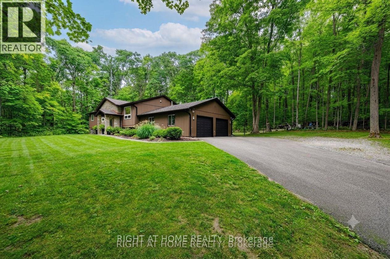 11 Woodland Crescent, Oro-Medonte, Ontario  L4M 4Y8 - Photo 2 - S12922472