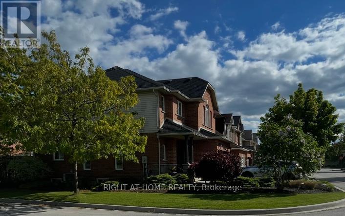5383 Haldimand Crescent, Burlington, Ontario  L7L 7E5 - Photo 2 - W13809518
