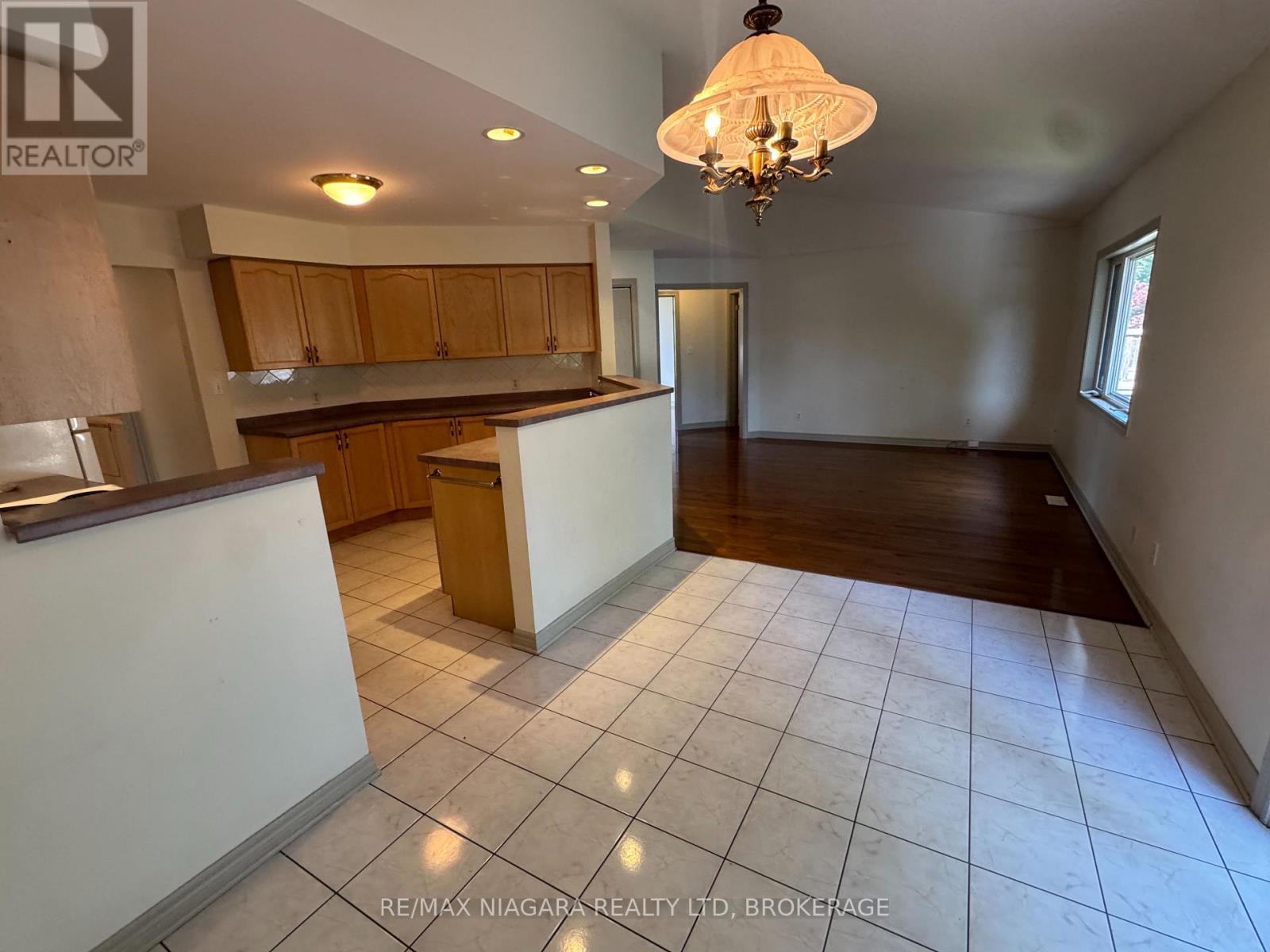 72 Ridge Road S, Fort Erie, Ontario  L0S 1B0 - Photo 7 - X13745666