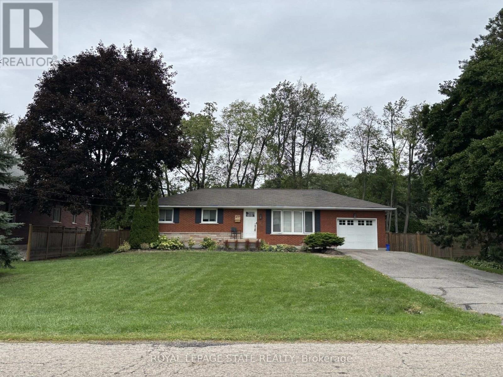 471 GRAY COURT DRIVE, Hamilton, Ontario