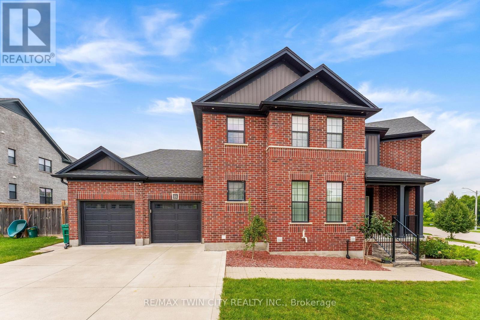 14 MARIANNE DORN TRAIL ROAD, Kitchener, Ontario