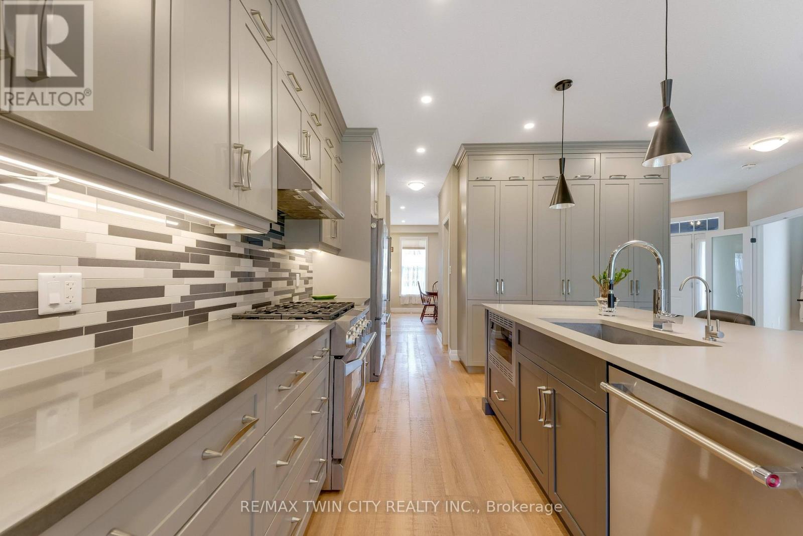 14 Marianne Dorn Trail Road, Kitchener, Ontario  N2R 0H4 - Photo 17 - X13809752