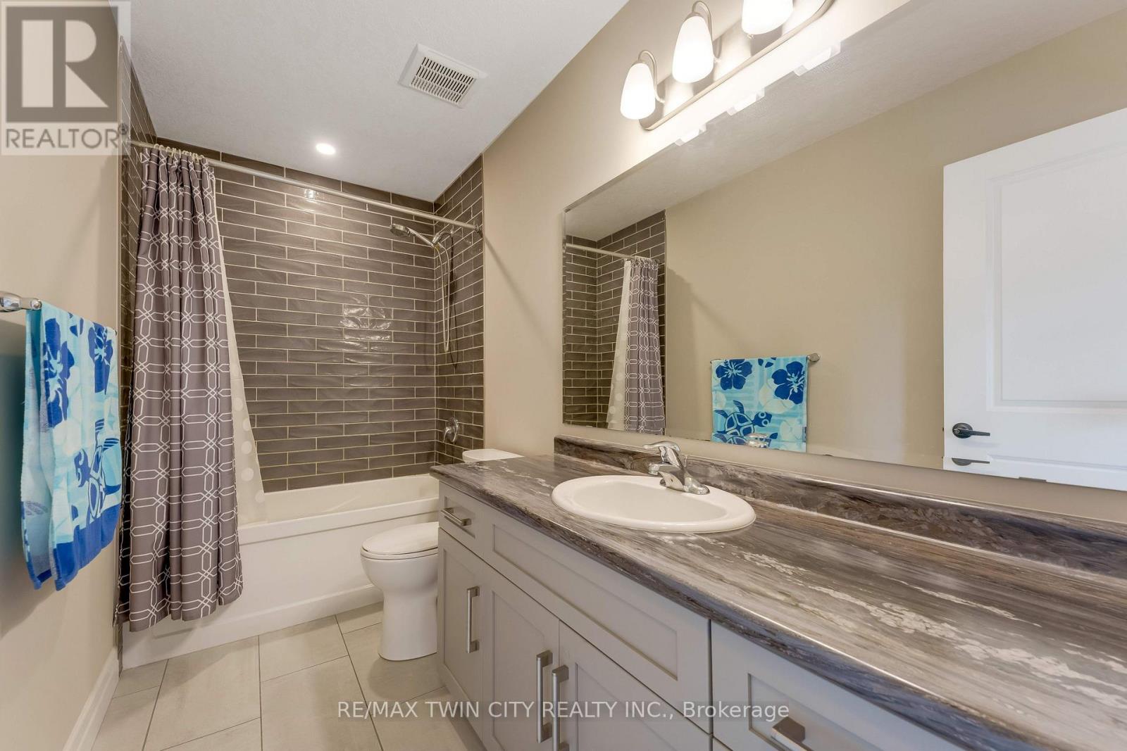14 Marianne Dorn Trail Road, Kitchener, Ontario  N2R 0H4 - Photo 38 - X13809752
