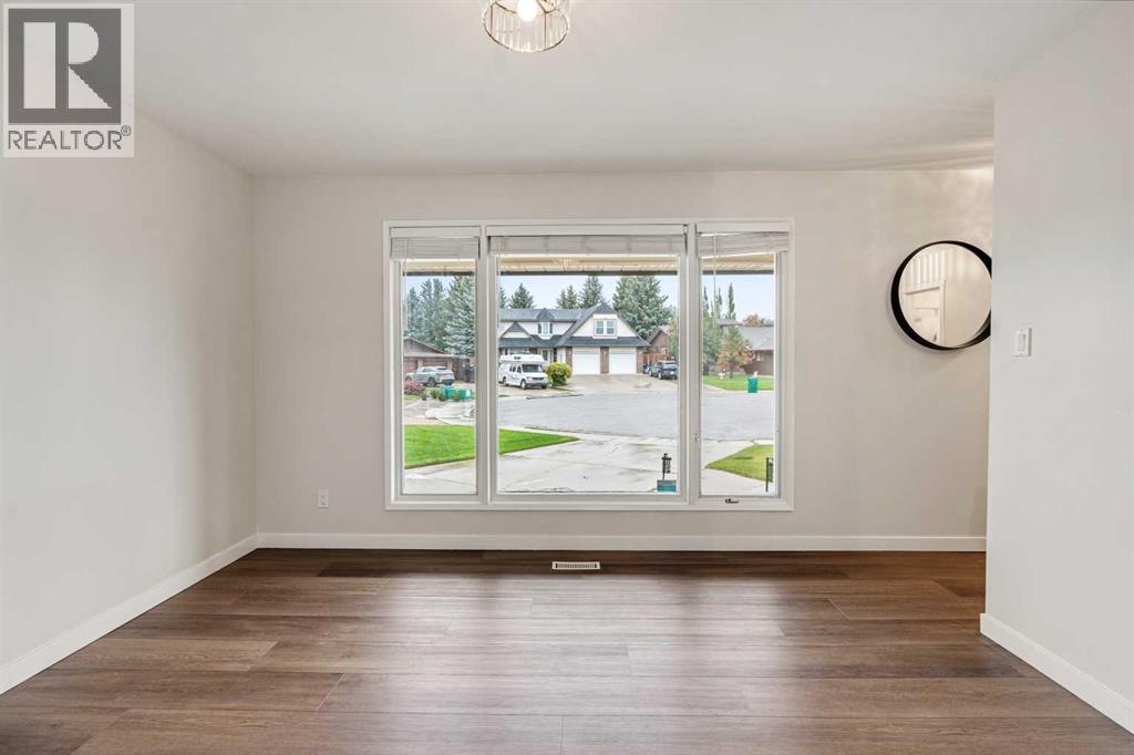 310 Kings Bay S, Lethbridge, Alberta  T1K 5G2 - Photo 29 - A2343964