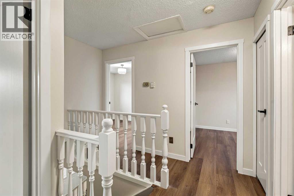 310 Kings Bay S, Lethbridge, Alberta  T1K 5G2 - Photo 32 - A2343964