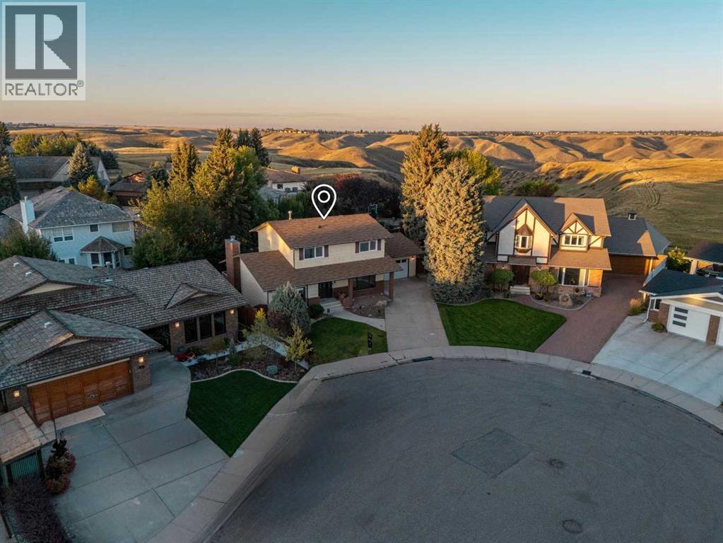 310 Kings Bay S, Lethbridge, Alberta  T1K 5G2 - Photo 4 - A2343964