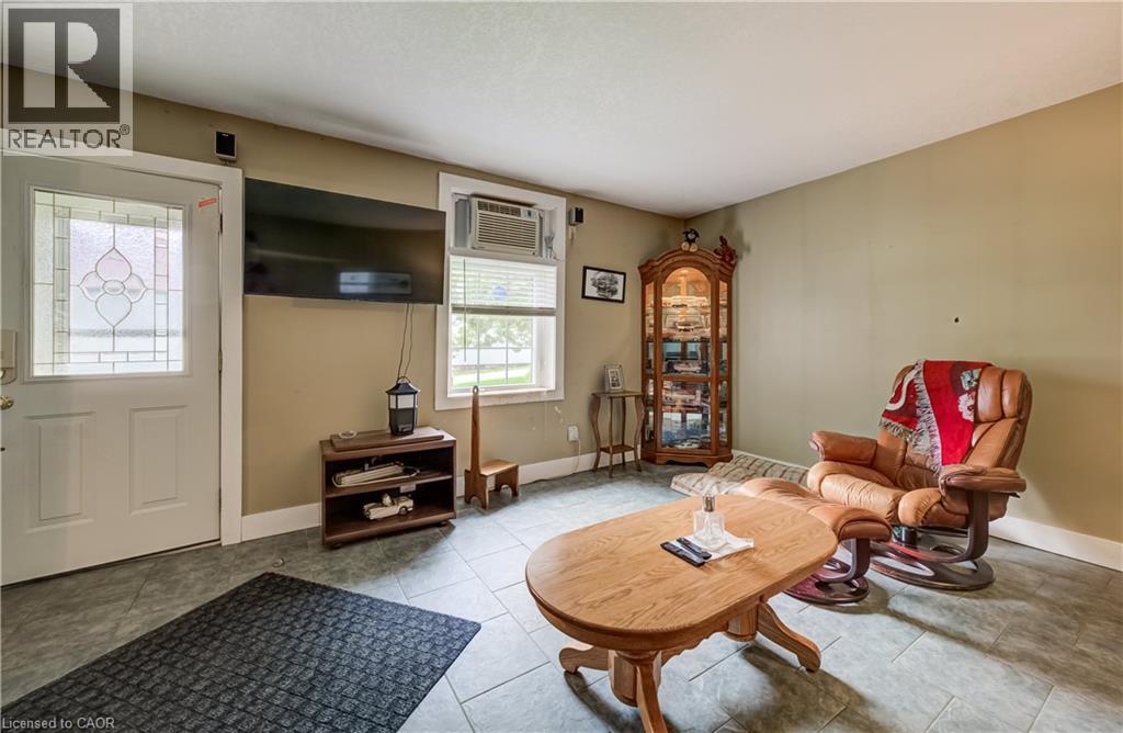 2100 Snyder's Road E, Wilmot Township, Ontario  N0B 2H0 - Photo 17 - 40852825
