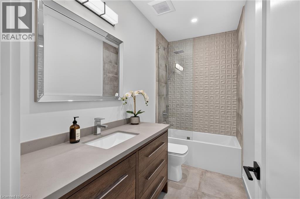 1047 Meredith Avenue, Mississauga, Ontario  L5E 2C6 - Photo 43 - 40864738
