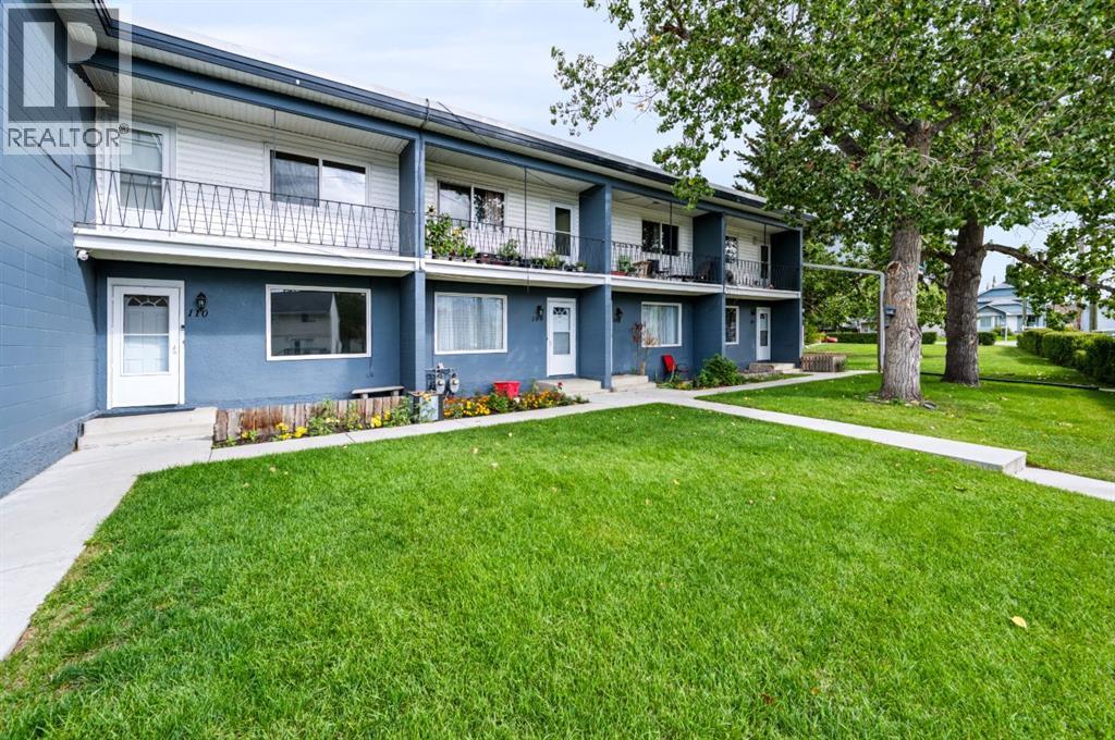 110, 2211 19 Street NE, Calgary, Alberta  T2E 4Y5 - Photo 2 - A2344470