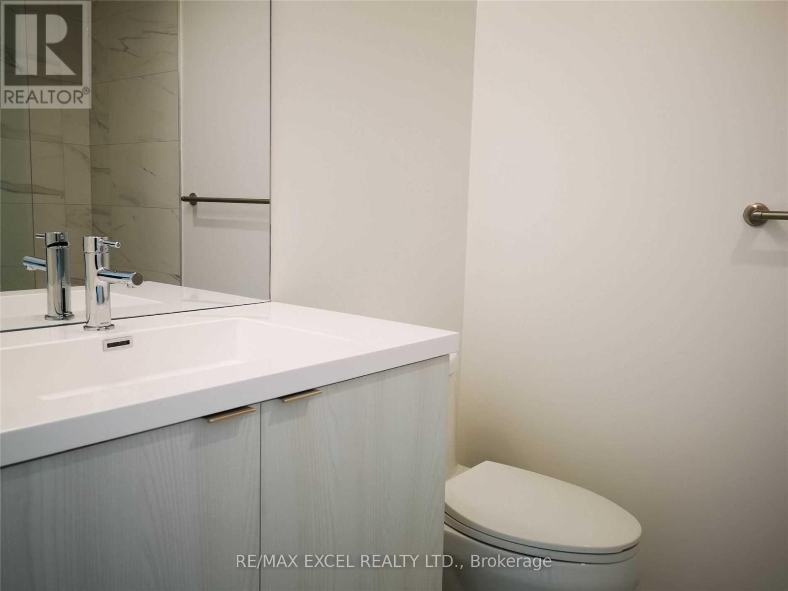 3806 - 138 Downes Street, Toronto, Ontario  M5E 0E4 - Photo 19 - C13802386
