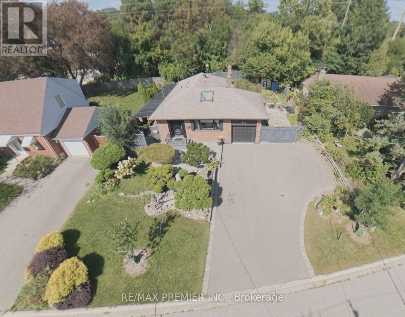 445 Selsey Drive, Mississauga, Ontario L5A 1B7 - Photo 14 - W13806092