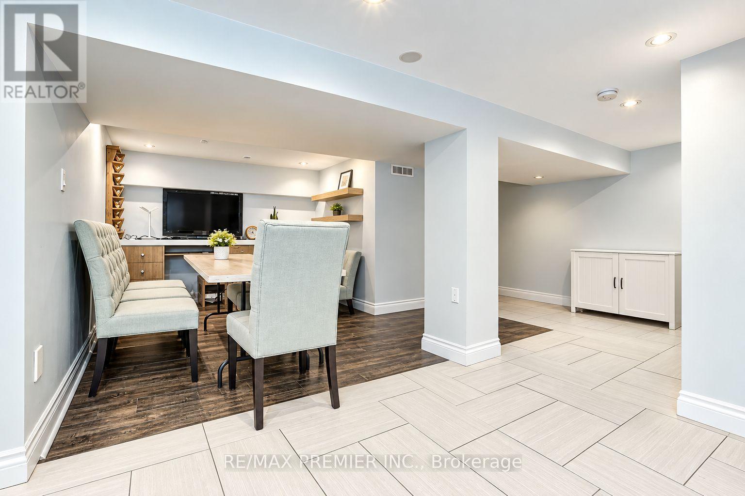 445 Selsey Drive, Mississauga, Ontario L5A 1B7 - Photo 46 - W13806092