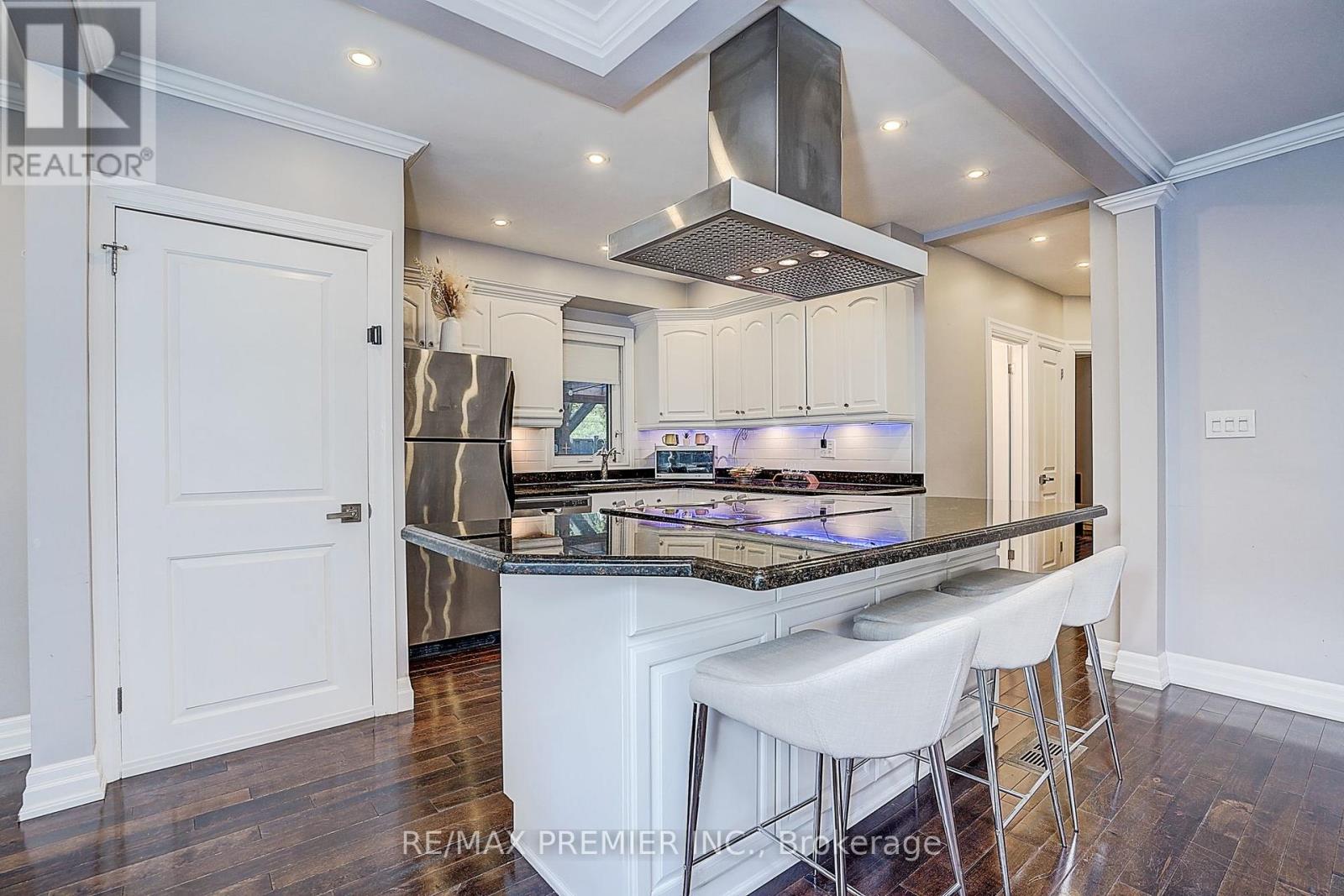 445 Selsey Drive, Mississauga, Ontario L5A 1B7 - Photo 29 - W13806092
