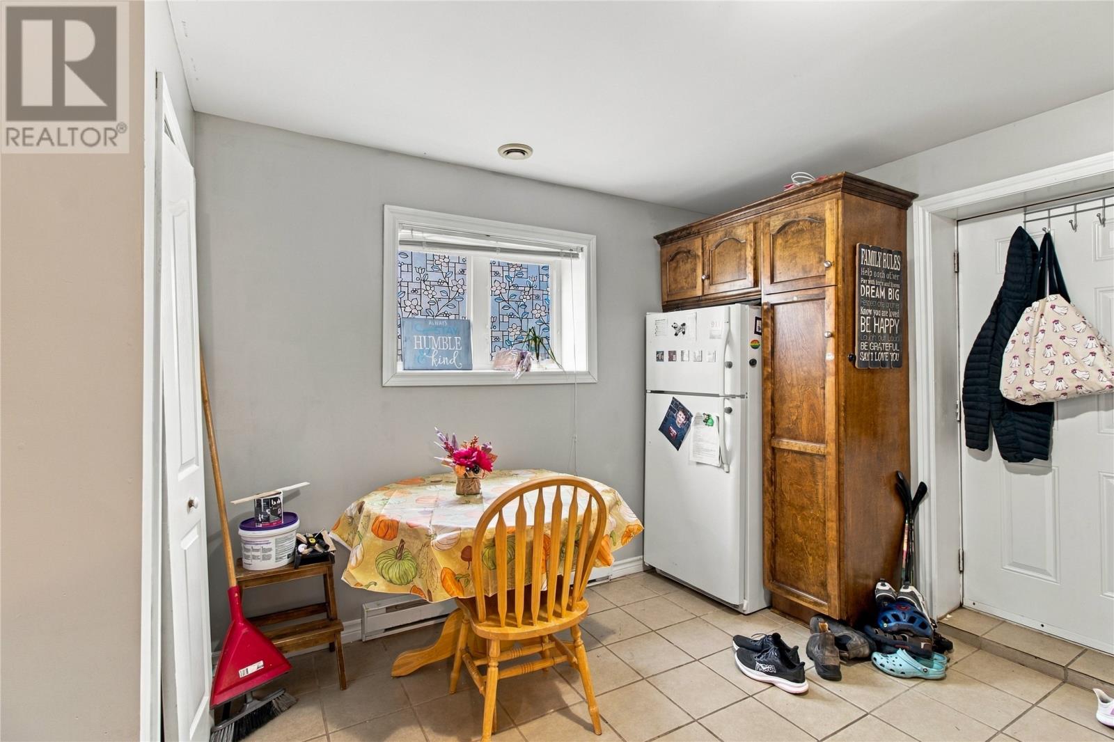 8 Crewe Place, Clarenville — photo 25