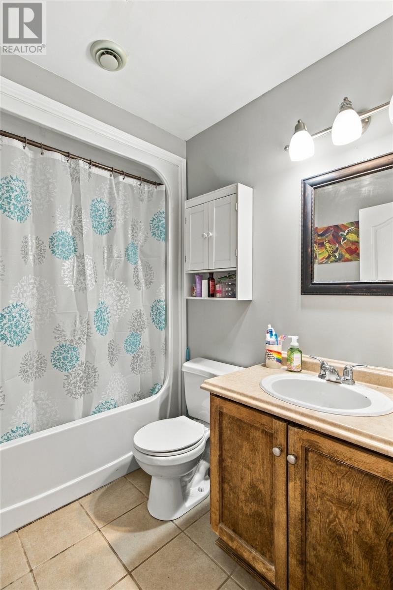 8 Crewe Place, Clarenville — photo 26