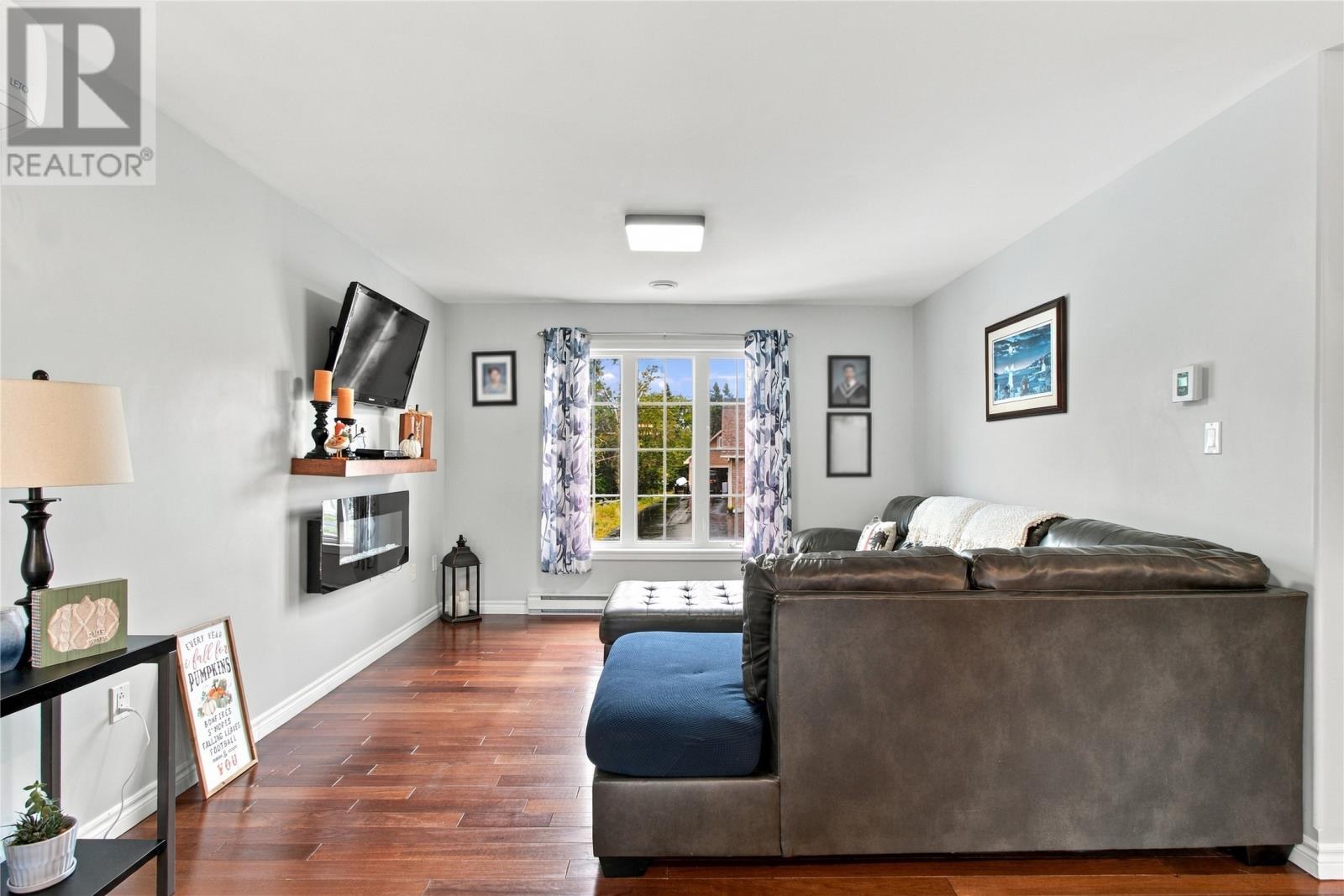 8 Crewe Place, Clarenville — photo 6