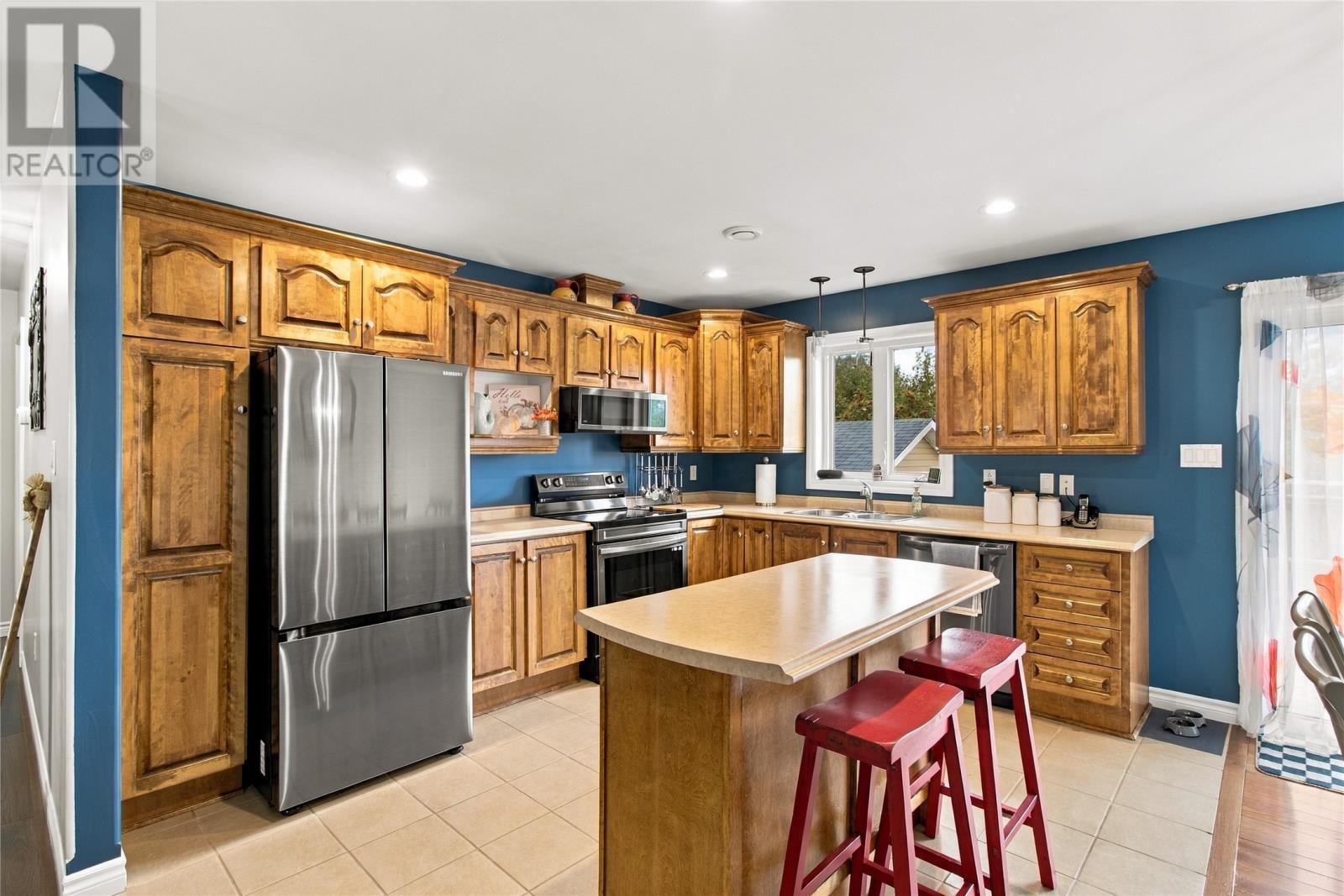 8 Crewe Place, Clarenville — photo 7