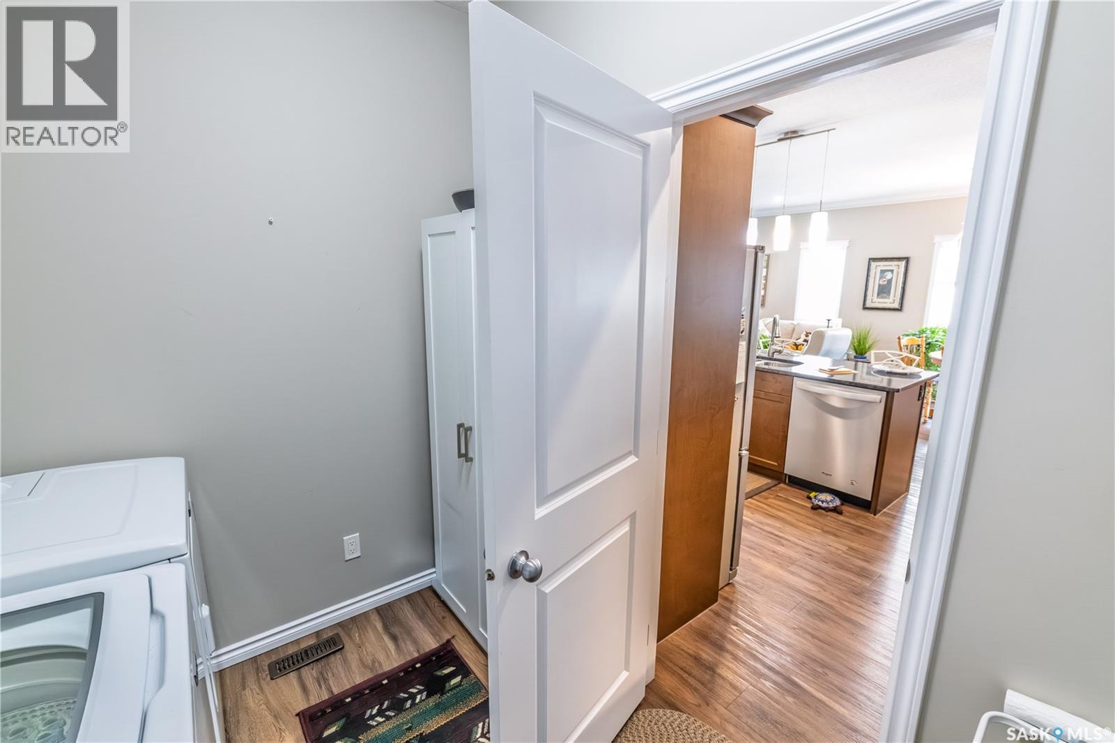 201 959 Bradley STREET photo 31