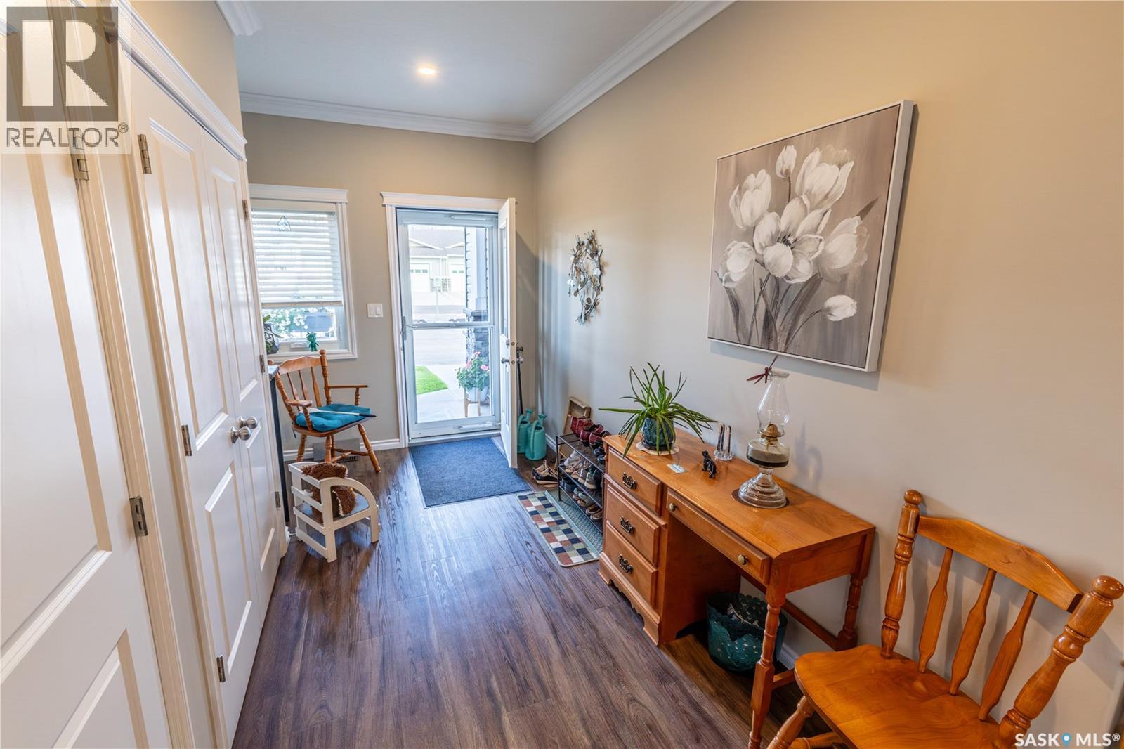 201 959 Bradley STREET photo 9