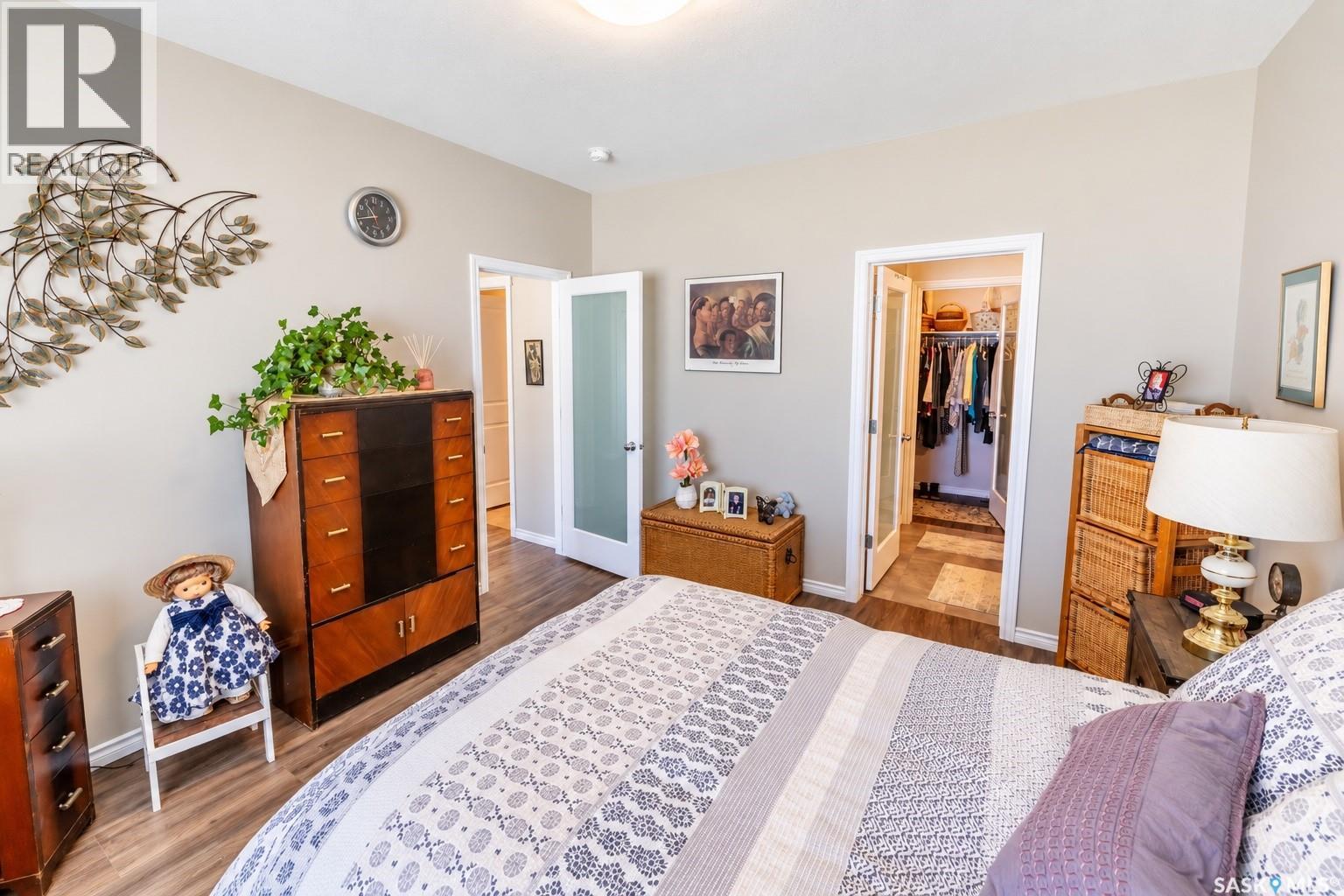 201 959 Bradley STREET photo 20