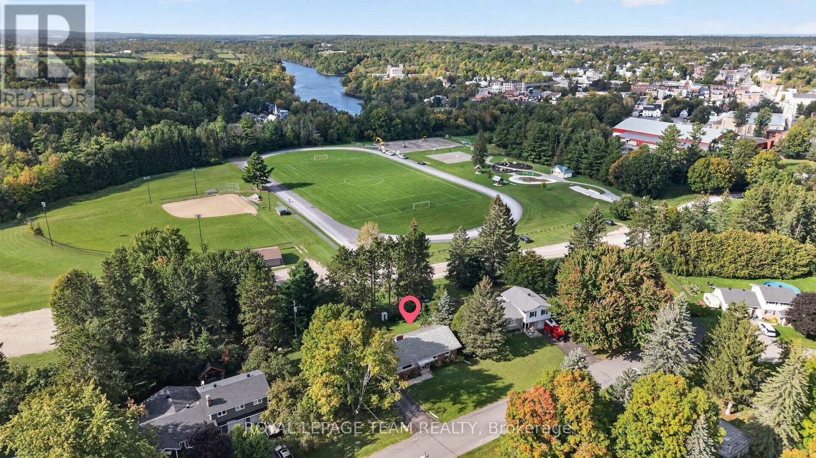 234 Naismith Drive, Mississippi Mills, Ontario  K0A 1A0 - Photo 3 - X13809984