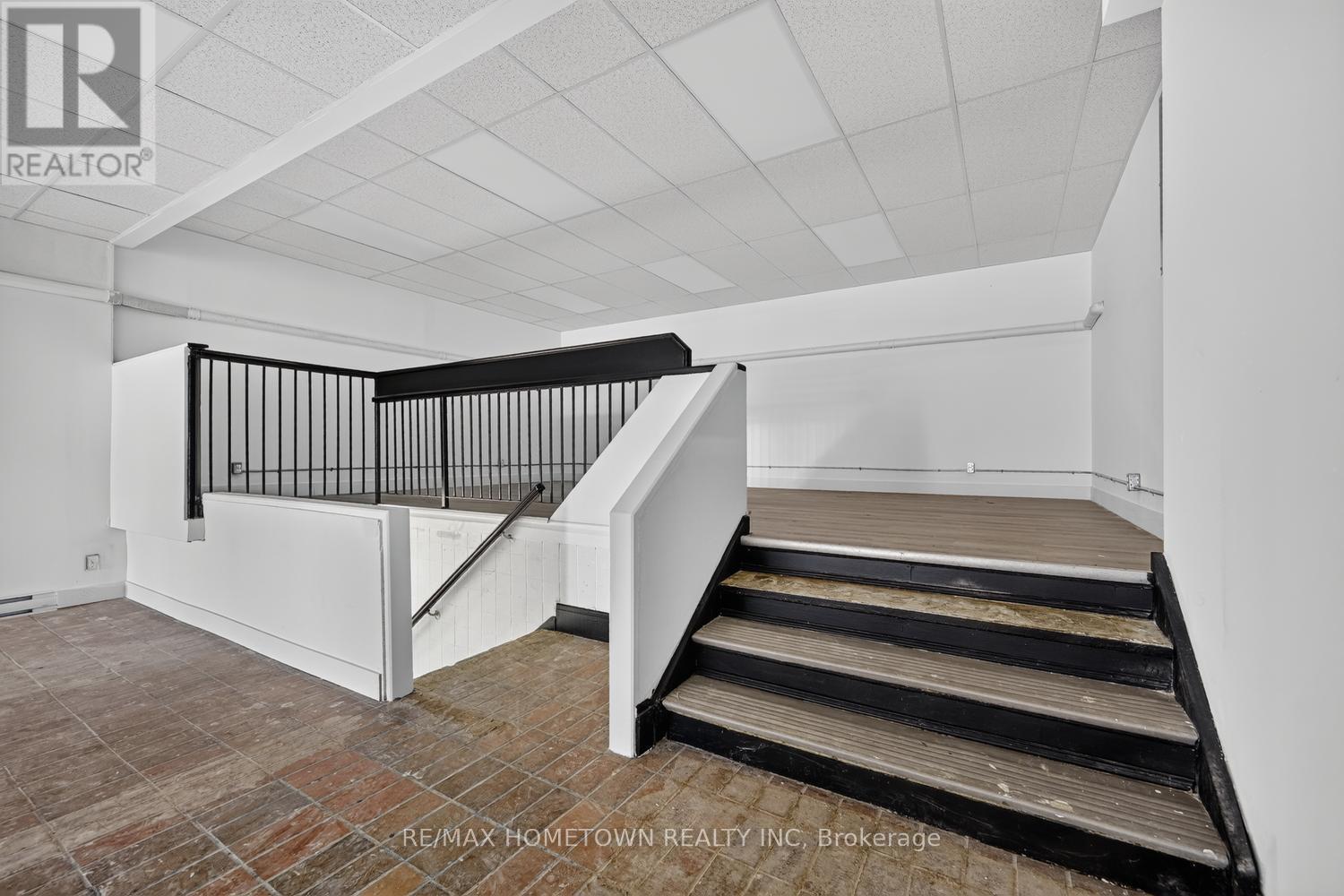 103 - 50 King Street E, Brockville, Ontario  K6V 1B1 - Photo 7 - X13810044