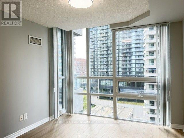 1515 - 35 Hollywood Avenue, Toronto, Ontario  M2N 0A9 - Photo 9 - C13809948