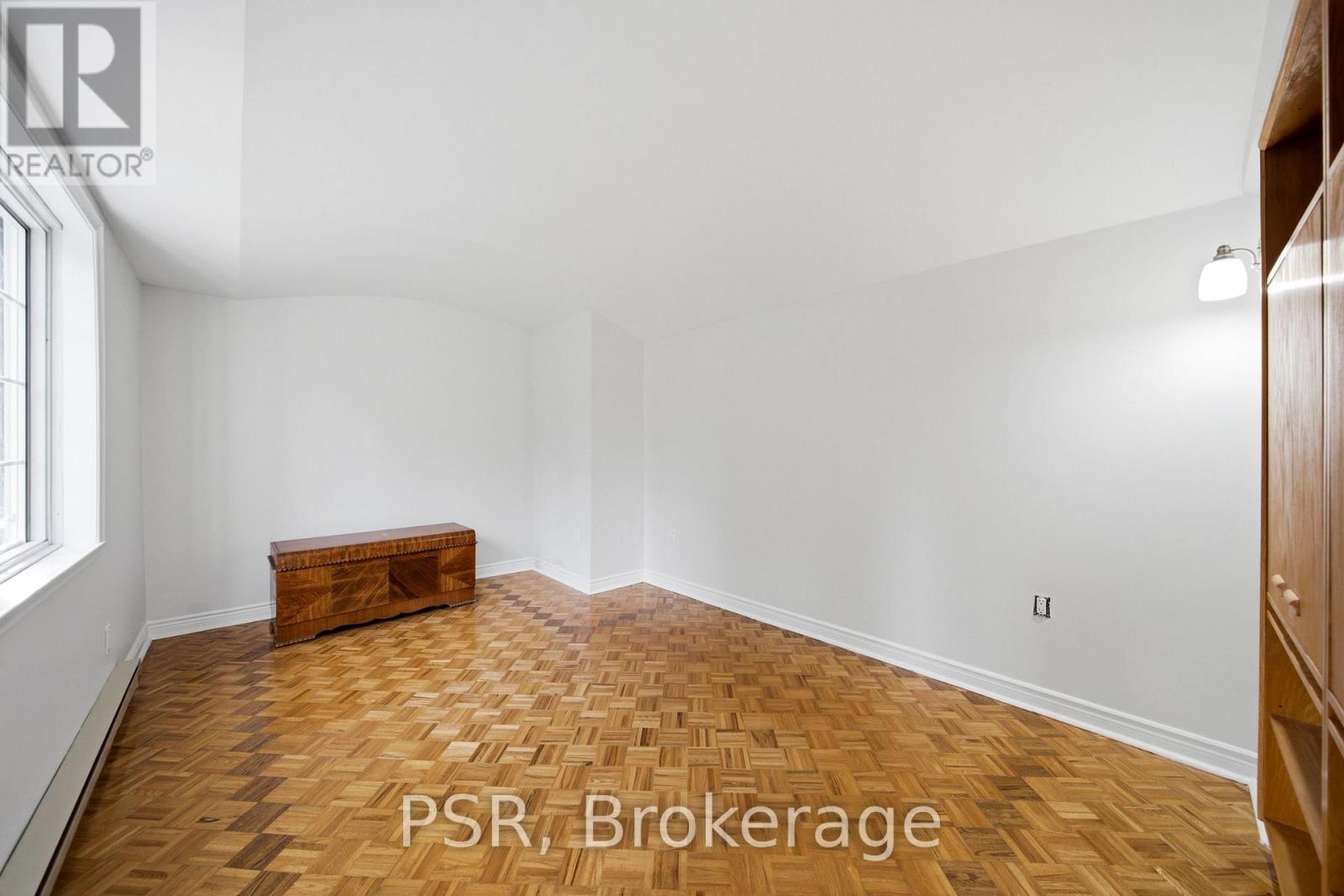 1475 Larchview Trail, Mississauga, Ontario  L5E 3C2 - Photo 26 - W13809878