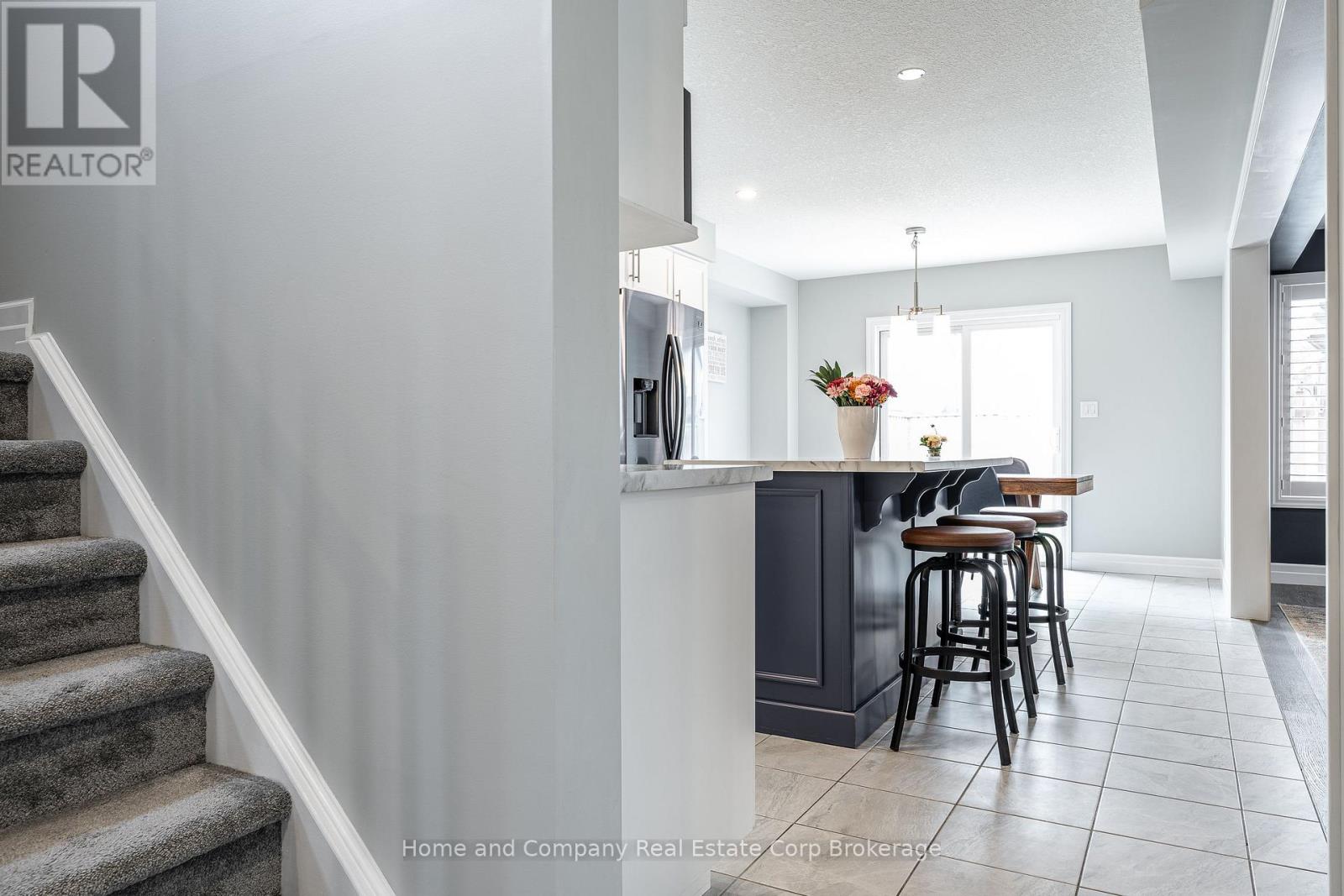 40 Robertson Dr Drive, Stratford, Ontario  N5A 0J5 - Photo 8 - X13810036