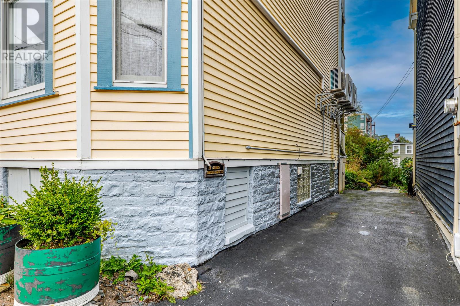 12 Victoria Street, St. John's — photo 4