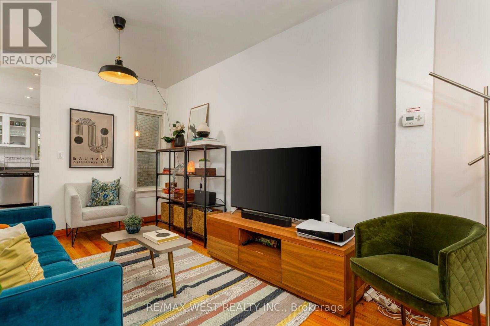 10 Marshall Street, Toronto, Ontario  M6K 1S4 - Photo 10 - C13809992