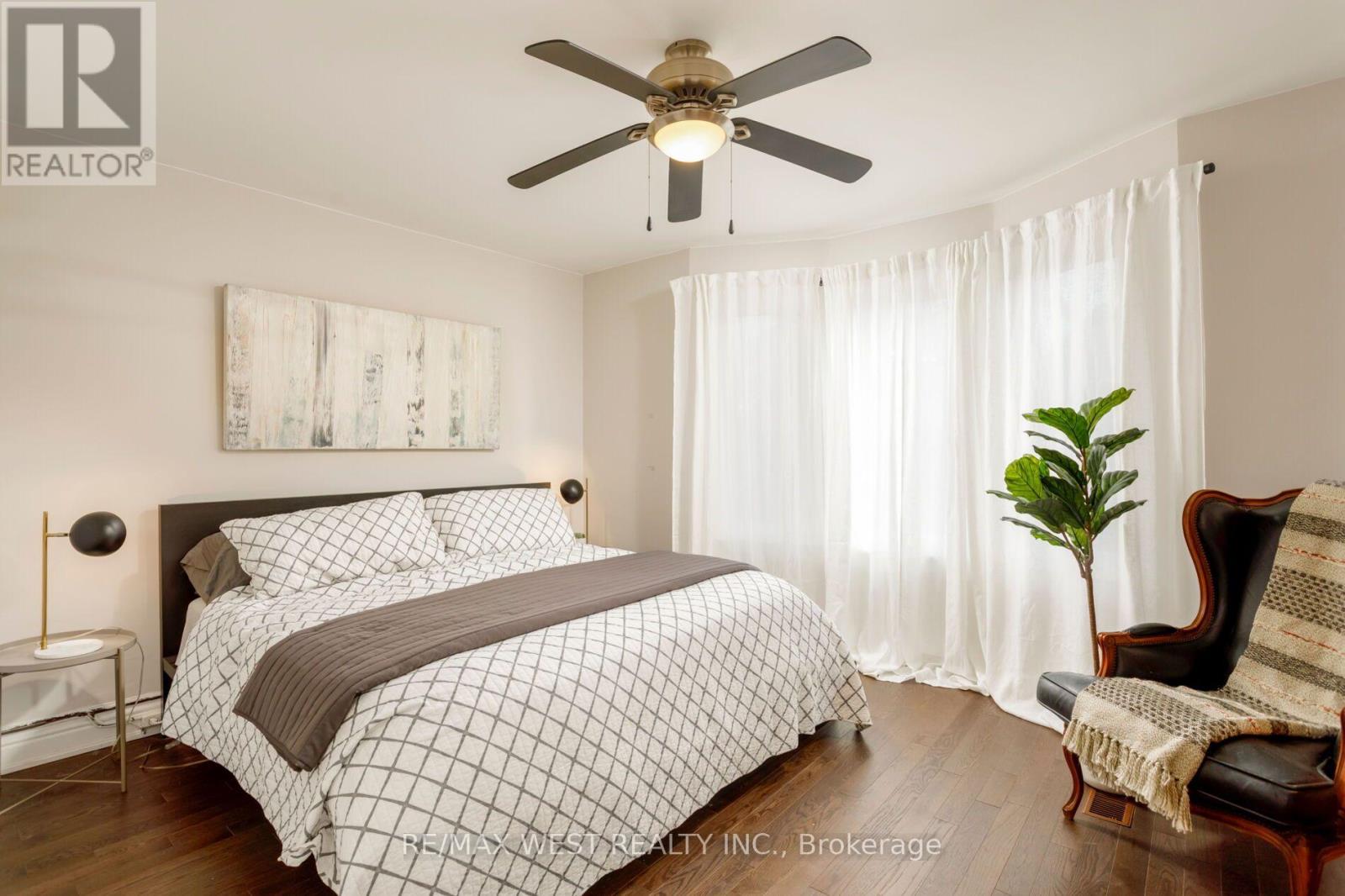 10 Marshall Street, Toronto, Ontario  M6K 1S4 - Photo 20 - C13809992