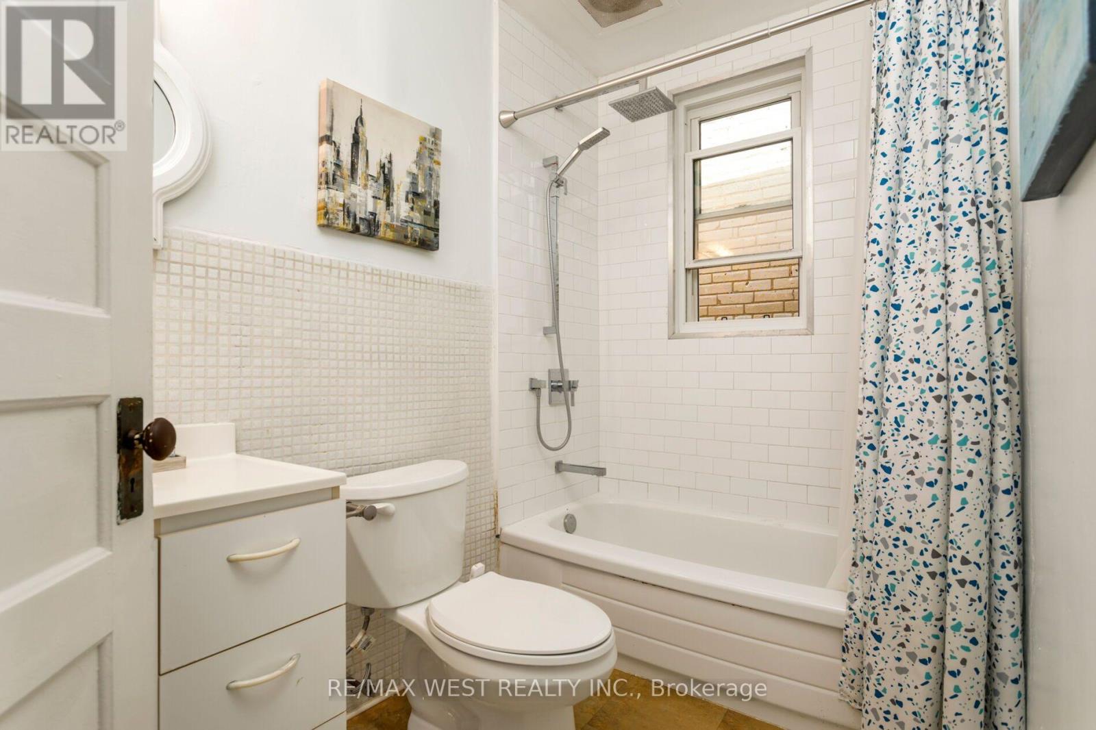 10 Marshall Street, Toronto, Ontario  M6K 1S4 - Photo 25 - C13809992