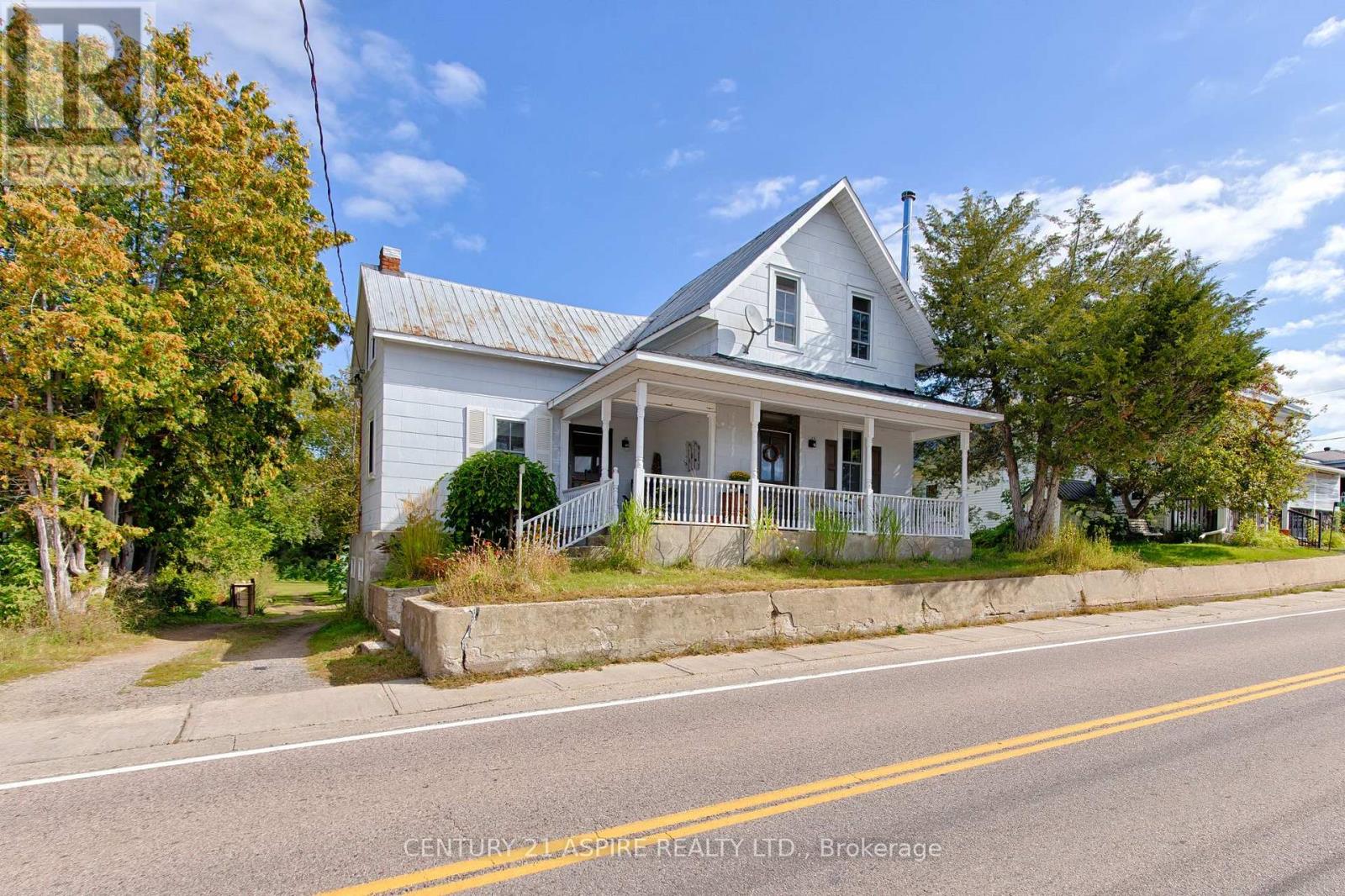 11166 60 Highway, North Algona Wilberforce, Ontario K0J 1X0 - Photo 4 - X13800346