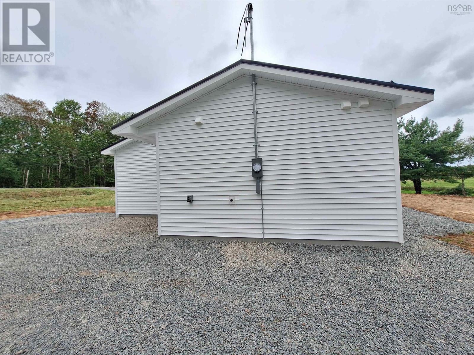 1059 Wentworth Road photo 15