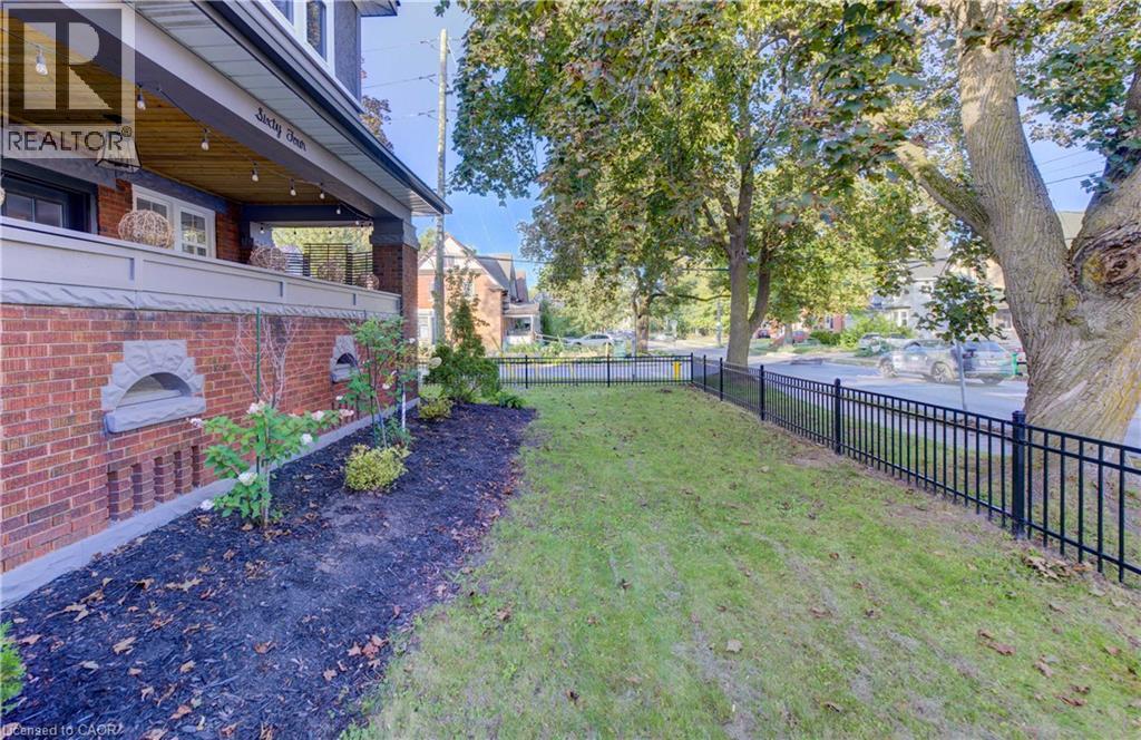64 William Street W, Waterloo, Ontario  N2L 1J7 - Photo 46 - 40863245